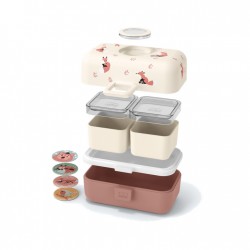 Les boîtes compactes GRAM offrent un espace suffisant pour un petit repas