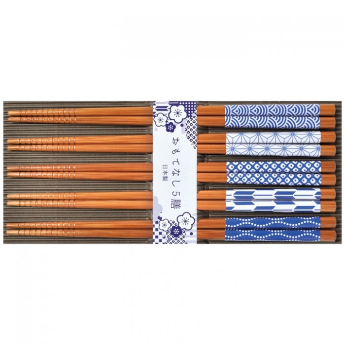 Une boite bento romantique... MONBENTO est là, avec des roses