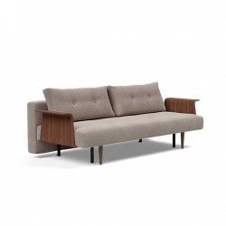 RECAST, canapé-lit compact et fonctionnel avec accoudoirs en bois.