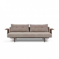 RECAST, canapé-lit compact et fonctionnel avec accoudoirs en bois.