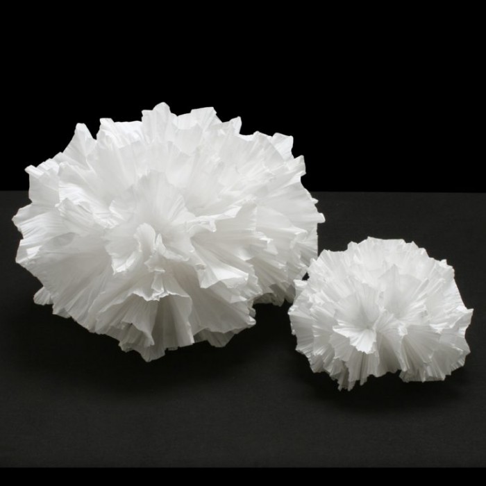 Lampe à poser en papier Éponge – Luminaire Charlot & Cie