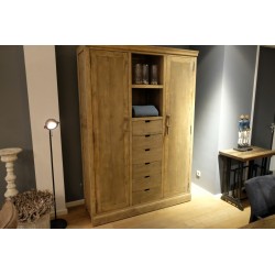 copy of Armoire décapée