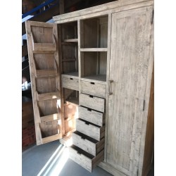 copy of Armoire décapée