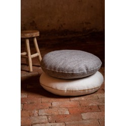 Shakati, le coussin galette en feutre de laine sans couture