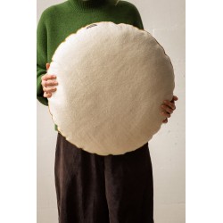 Shakati, le coussin galette en feutre de laine sans couture