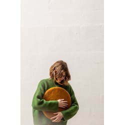 Shakati, le coussin galette en feutre de laine sans couture