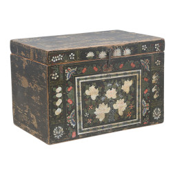 Coffre ancien peint à la main – Peuplier du Shanxi | Pièce unique centenaire