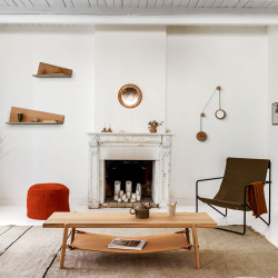 Table basse cuir et bois massif AMAC