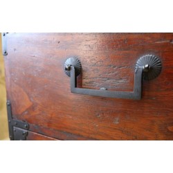 Tansu japonais ancien Akita choba dansu Kannon en bois de kiri – Meiji