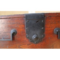 Tansu japonais ancien Akita choba dansu Kannon en bois de kiri – Meiji