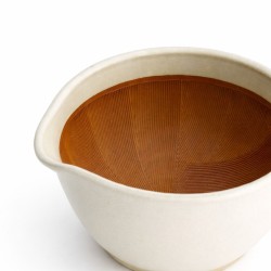 mortier japonais suribachi détail intérieur strié grès