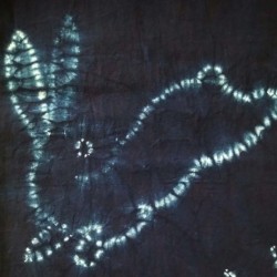 detail motif lapins de prairie noren japonais indigo