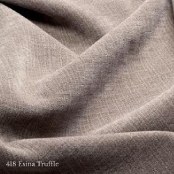 Modulable avec une structure en métal, pieds et accoudoirs en chêne massif.