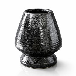 Support à fouet matcha kusenaoshi en céramique de Mino, émail noir yuteki aux reflets argentés