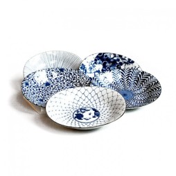 Set de 5 assiettes japonaises ovales en porcelaine, motifs bleu et blanc