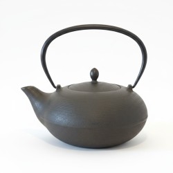 Théière en fonte japonaise striée 1,2L brun antique