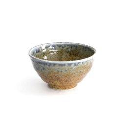 Bol à riz japonais HINOKO en grès, émail bleu sur terre sablée, vue de trois quarts