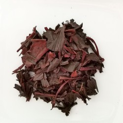 Feuilles de Benifuki BIO infusées, d’un brun rouge profond