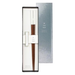 Coffret baguettes japonaises TILE TALE blanc ouvert, à côté de son couvercle