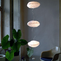 Guirlande POINTS DE SUSPENSION de Céline Wright