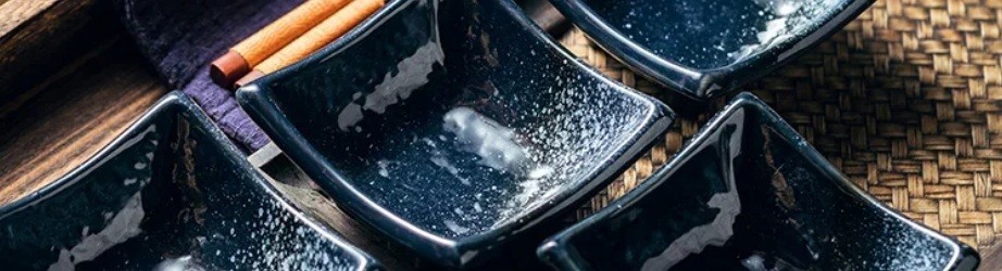 Coupelles japonaises – petits bols pour sauce soja et accompagnements